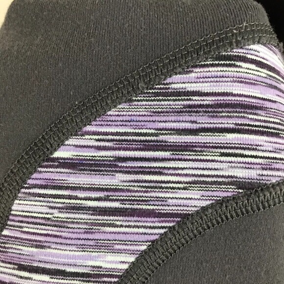 EUC Lululemon Purple Lilac Stride Hoodie Jacket 2 - Picture 4 of 7